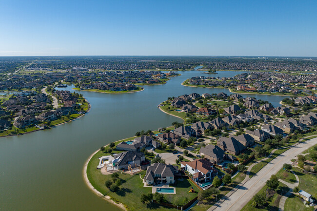 How Tailored Strategic Planning Maximizes Real Estate ROI